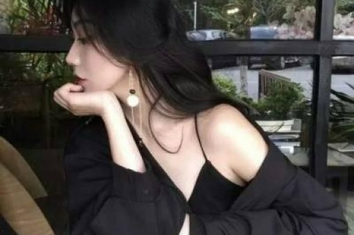 他俩真分手了？恋爱四年要结婚男友却劈腿当红小花她转头谈了出轨男！