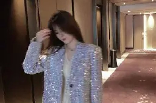小马云官宣恋情晒甜蜜合照大秀恩爱